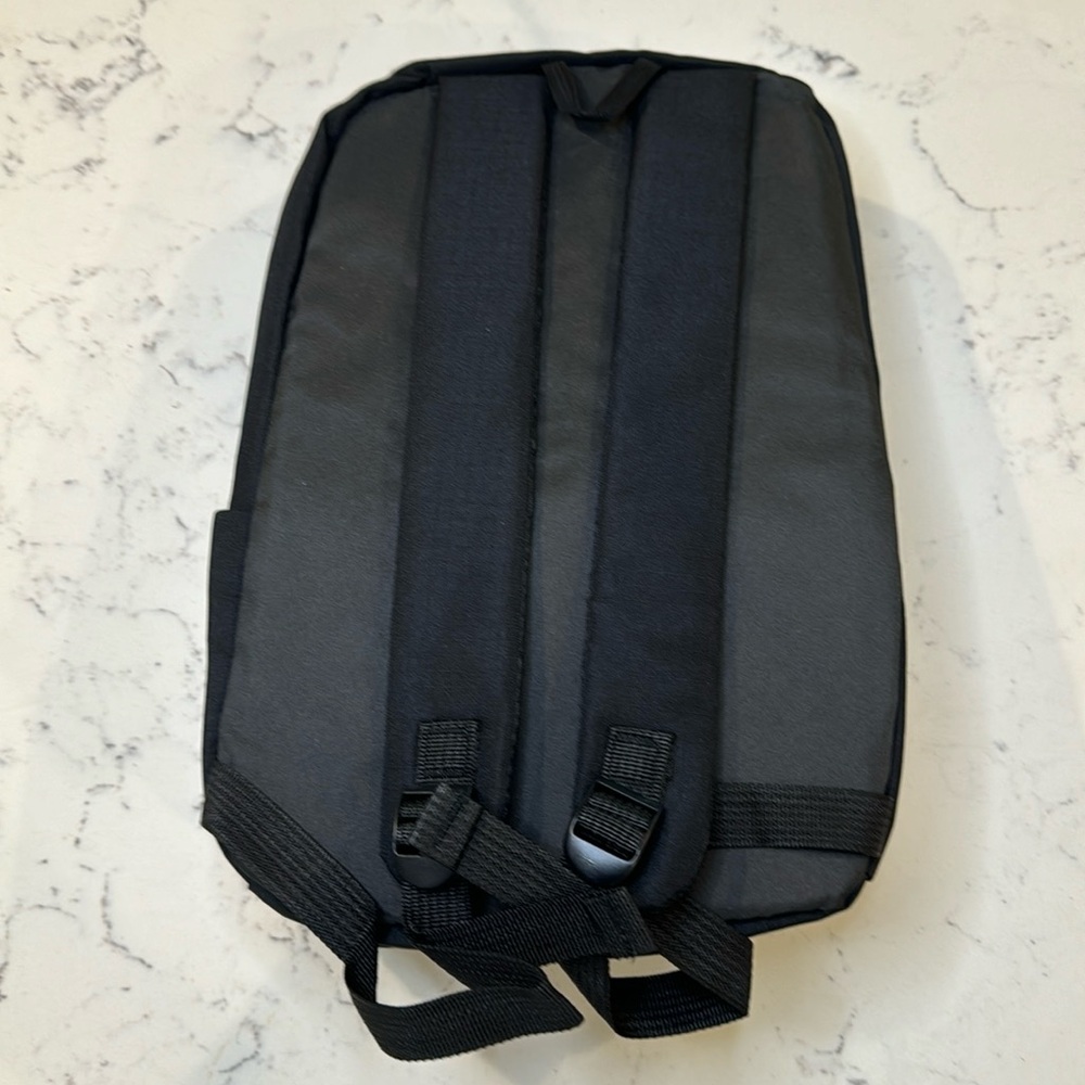 Small & Simple Very Lightweight Backpack Bag for Student & Commuter - Picture 3 of 10